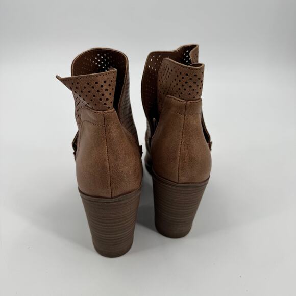 Express Women's Size 9 Eyelet Suede Leather Block Heeled Brown Ankle Boots - Picture 7 of 10